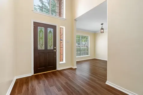 27 N Queenscliff Circle The Woodlands TX 77382