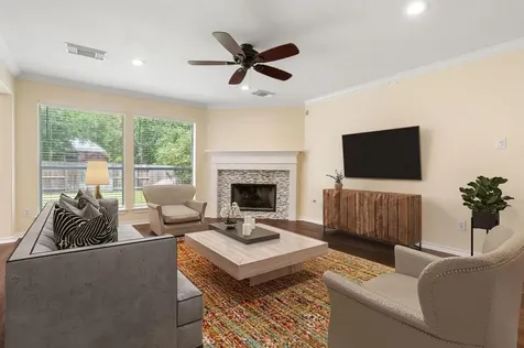 27 N Queenscliff Circle The Woodlands TX 77382