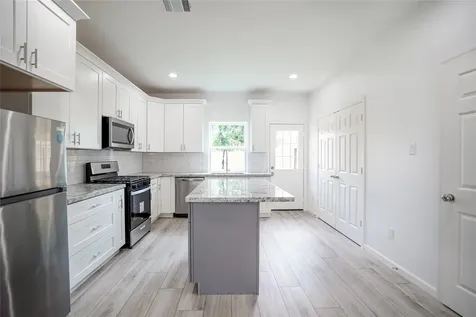 7914 Laura Koppe Road A Houston TX 77028