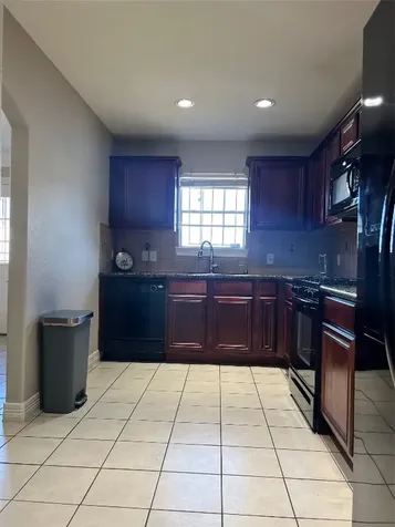 10902 Seneca Street Houston TX 77016
