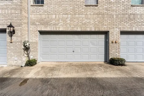 420 Wilcrest Drive 420 Houston TX 77042
