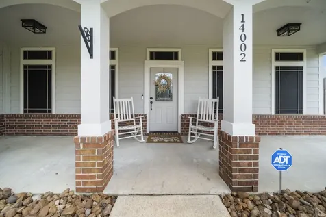 14002 St Thomas Street Mont Belvieu TX 77523