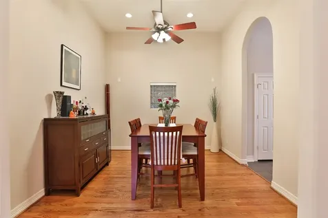 826 E 29th Street Houston TX 77009
