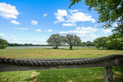 605 State Highway 172 Ganado TX 77962