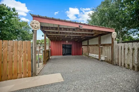 605 State Highway 172 Ganado TX 77962