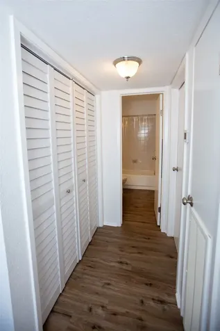 18515 Egret Bay Boulevard 803 Houston TX 77058