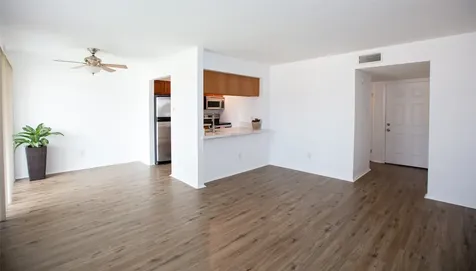 18515 Egret Bay Boulevard 803 Houston TX 77058