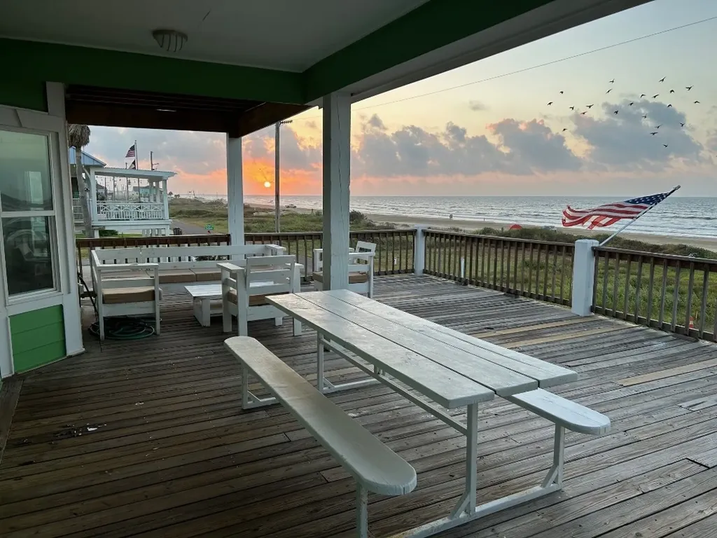 1327 Emerald Drive Crystal Beach TX 77650