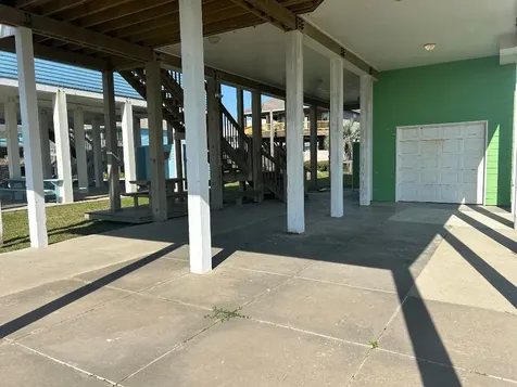 1327 Emerald Drive Crystal Beach TX 77650