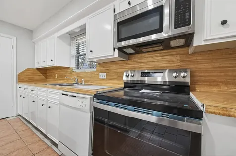 6102 Crakston Street Houston TX 77084