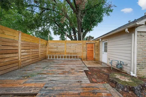 6102 Crakston Street Houston TX 77084
