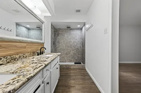 6102 Crakston Street Houston TX 77084