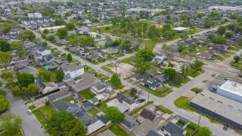 4815 Cetti Street Houston TX 77009
