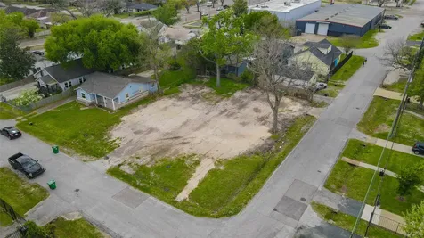 4815 Cetti Street Houston TX 77009