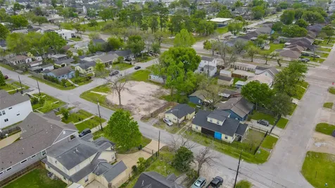 4815 Cetti Street Houston TX 77009