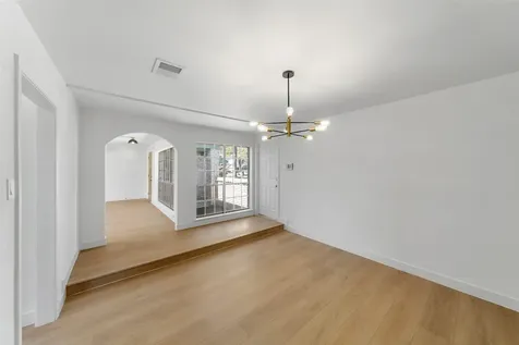 5607 Arncliffe Drive Houston TX 77088