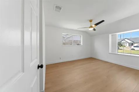 5607 Arncliffe Drive Houston TX 77088