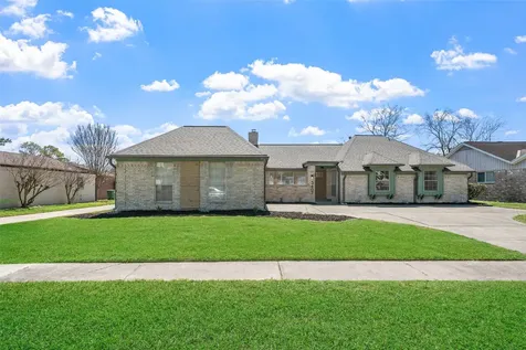 5607 Arncliffe Drive Houston TX 77088