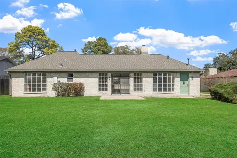 5607 Arncliffe Drive Houston TX 77088