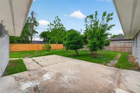 11903 Atwell Drive Houston TX 77035