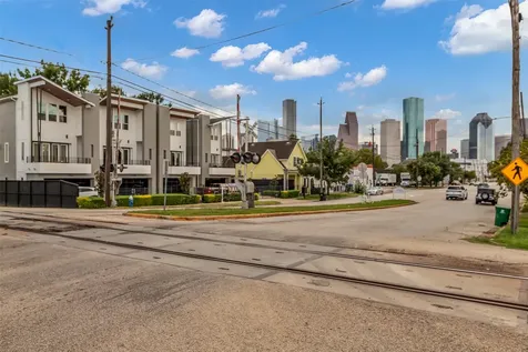 1607 Houston Avenue Houston TX 77007