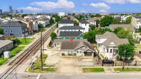 1607 Houston Avenue Houston TX 77007