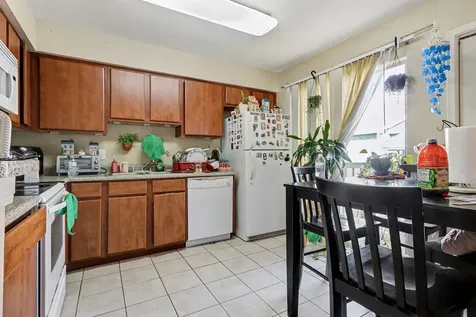 3506 Cove View Boulevard 1406 Galveston TX 77554
