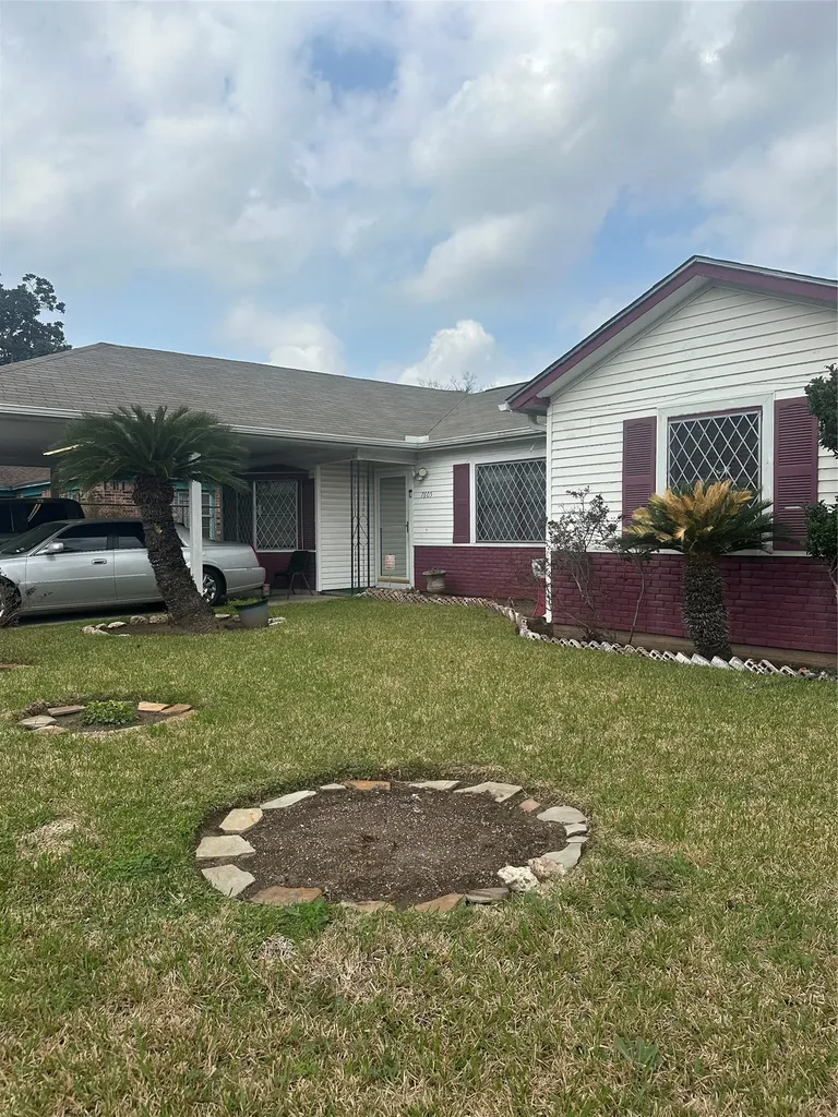 7605 Bywood Street Houston TX 77028