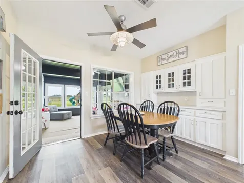 4610 Mustang Rd Road Alvin TX 77511