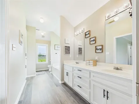 4610 Mustang Rd Road Alvin TX 77511