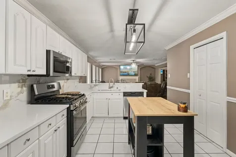16818 Basewood Court Sugar Land TX 77498