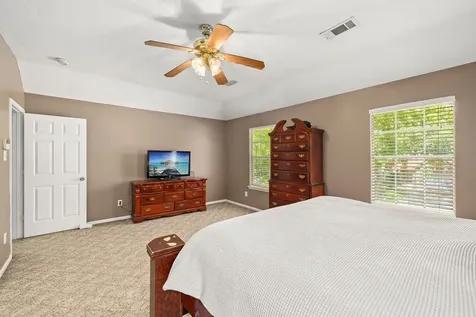 16818 Basewood Court Sugar Land TX 77498