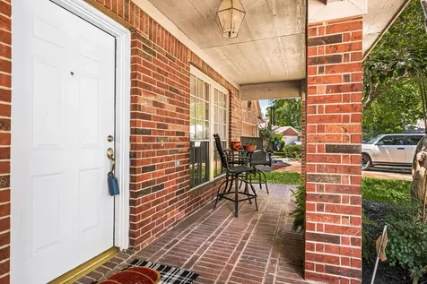 16818 Basewood Court Sugar Land TX 77498