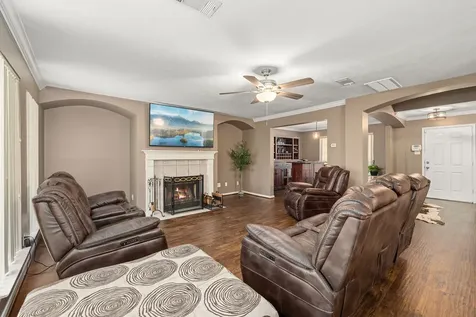 16818 Basewood Court Sugar Land TX 77498