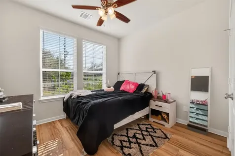 5121 Firnat Street Houston TX 77016
