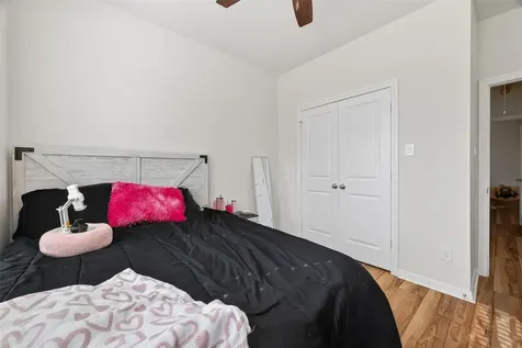 5121 Firnat Street Houston TX 77016