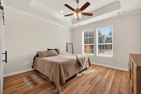 5121 Firnat Street Houston TX 77016