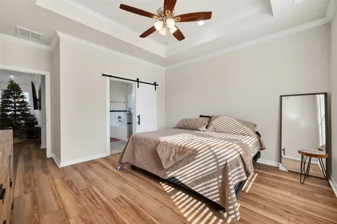 5121 Firnat Street Houston TX 77016