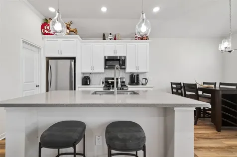 5121 Firnat Street Houston TX 77016