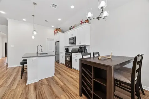 5121 Firnat Street Houston TX 77016