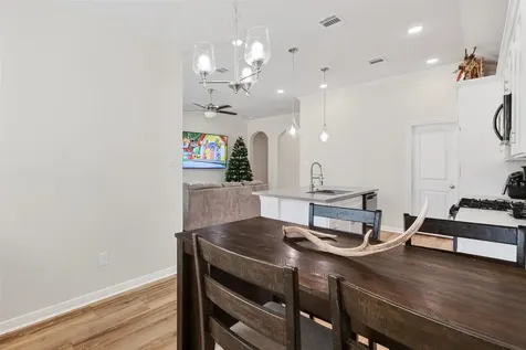 5121 Firnat Street Houston TX 77016
