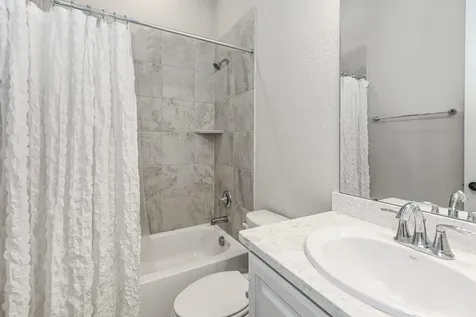 6110 Meadow Bluff Court Richmond TX 77407