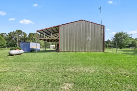 4942 Old Wagon Lane Richards TX 77873