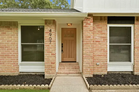 4907 Ripple Creek Drive Baytown TX 77521