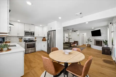 1734 Ashford Hollow Lane Houston TX 77077