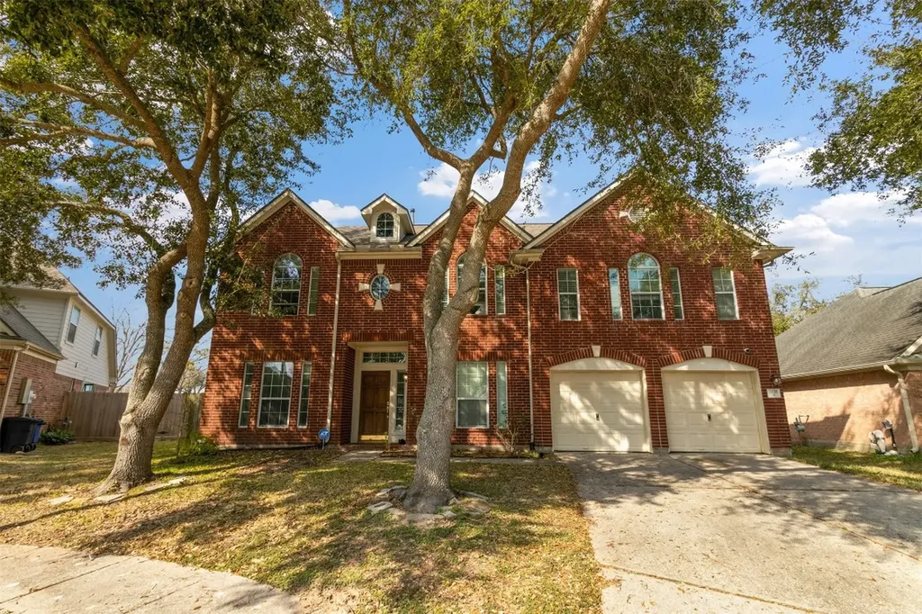2135 Emerald Cove Drive League City TX 77573