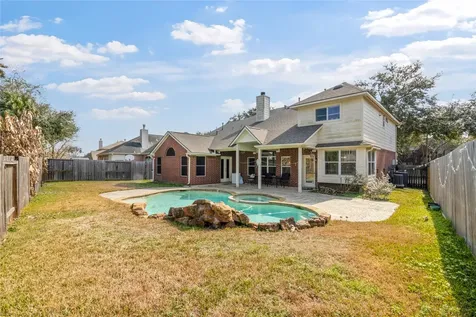 2135 Emerald Cove Drive League City TX 77573