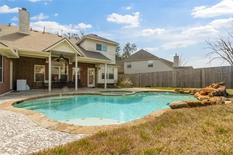 2135 Emerald Cove Drive League City TX 77573