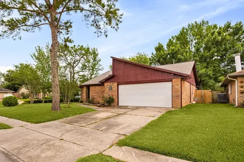 9534 Fuqua Street Houston TX 77075
