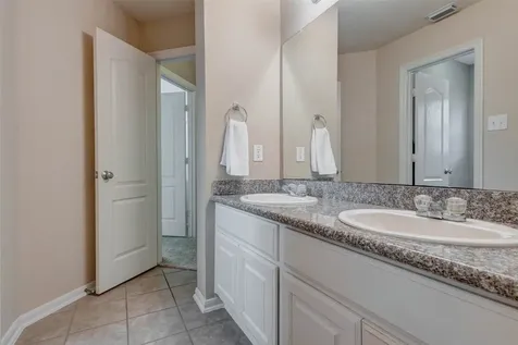 9711 Eagle Peak Court Katy TX 77494